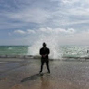 Meet your Posher, Fadi